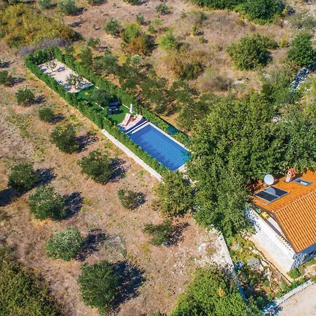 One-bedroom In Σπίτι διακοπών Klek